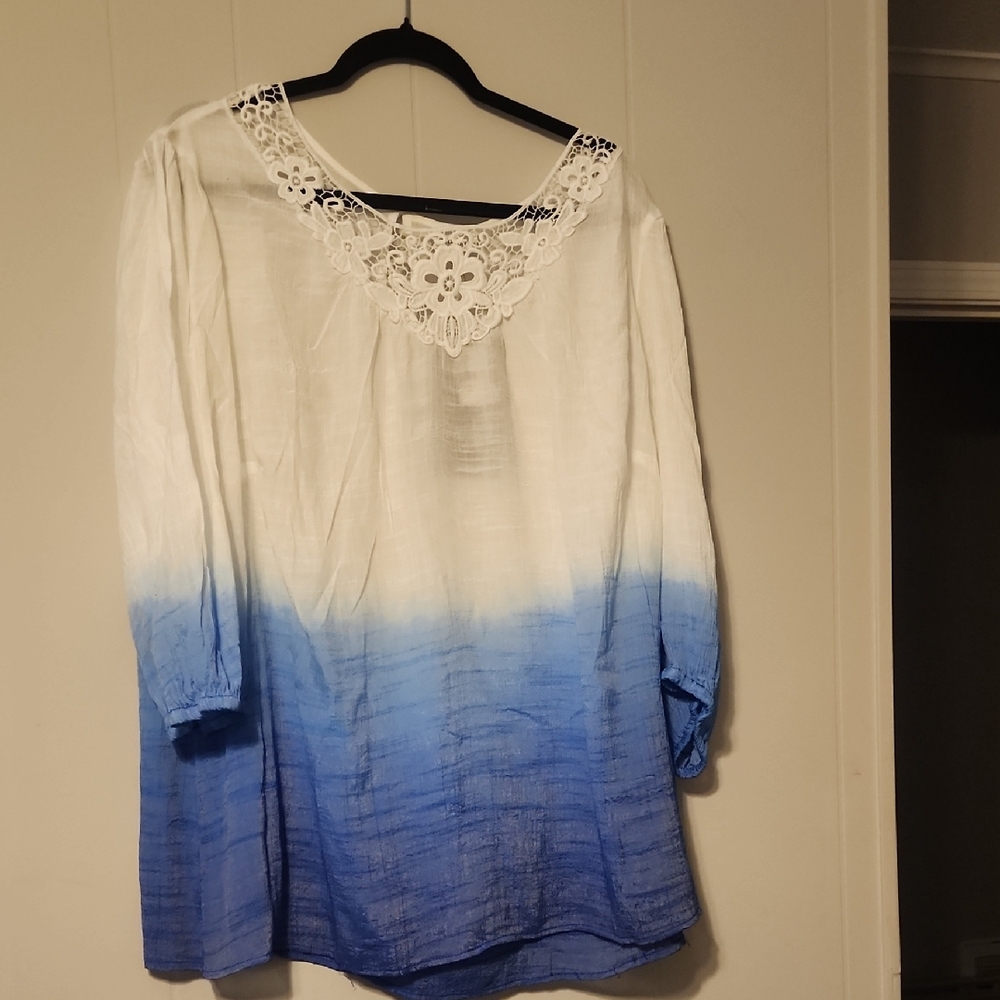 Avenue White and Blue Gradient Blouse